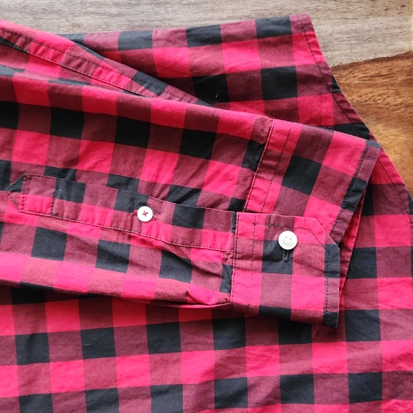 American Eagle Outfitters, Nice Red and Black Checked Shirt, XL, Long Sleeve - Picture 2 of 6